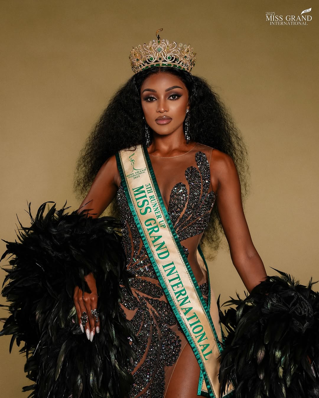 images/@missgrandinternational - R⤓Download.jpeg